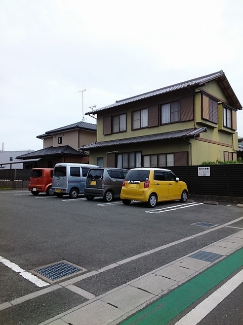 レイクウイン 駐車場