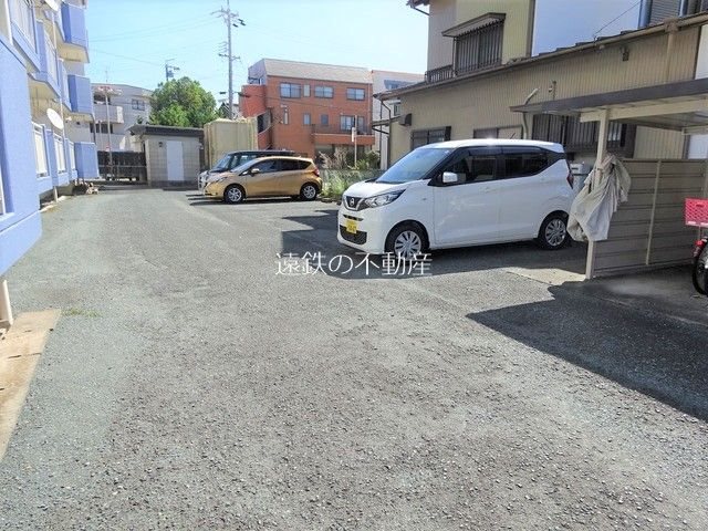 コーポ内山2 駐車場