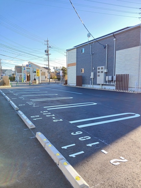 デメテルＡ 駐車場