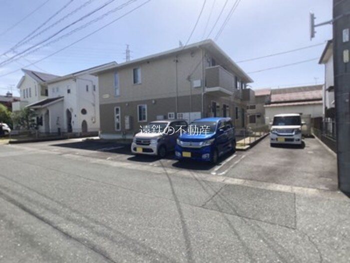 セプテンベール 駐車場