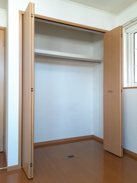 ムーンブルク 収納