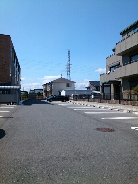 ピュアライフ 駐車場