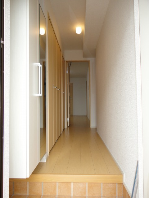 ピュアライフ 玄関