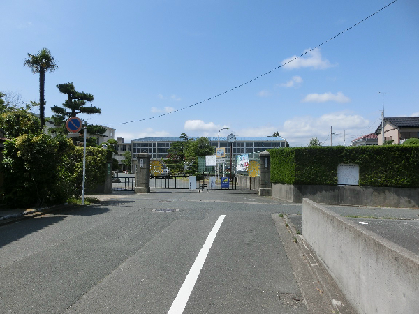 ルーチェ 小学校