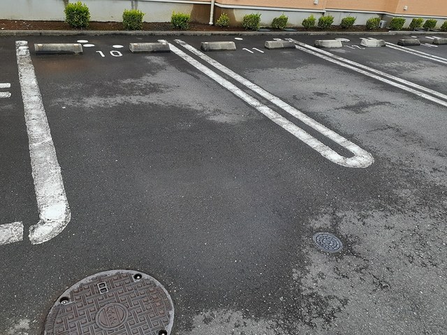ブローテ　Α 駐車場