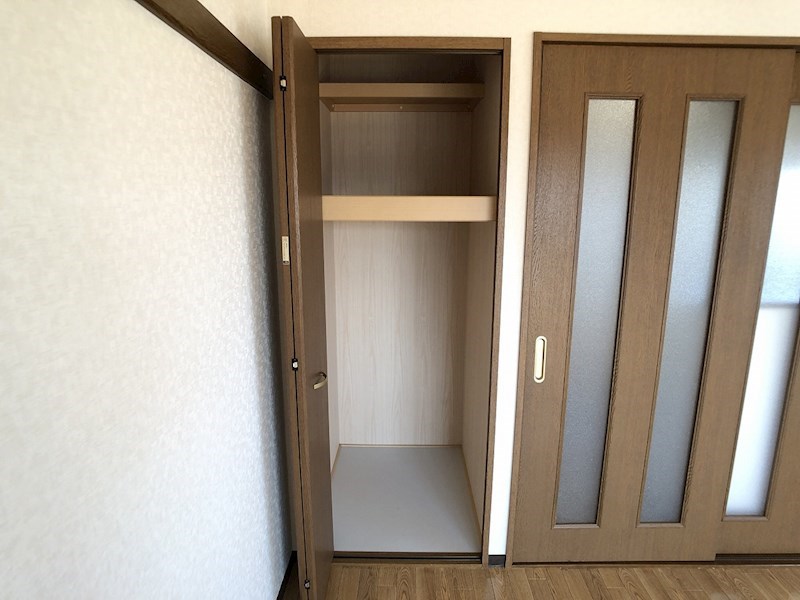 オリーブ住吉 収納