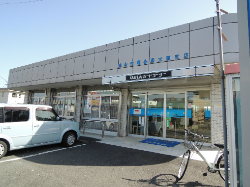 ピアチューレ 銀行