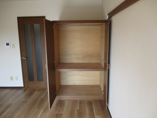 ビアンクルー 収納