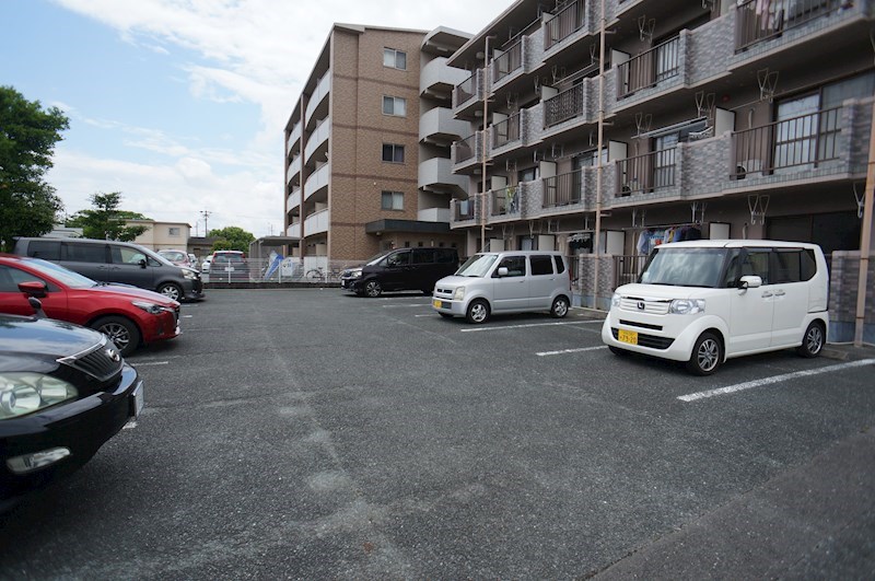 バンブーリーヴスⅠ 駐車場