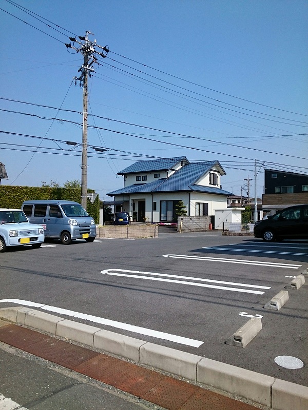 ラ　フォリア 駐車場