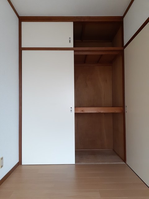 エレガンス葵 収納