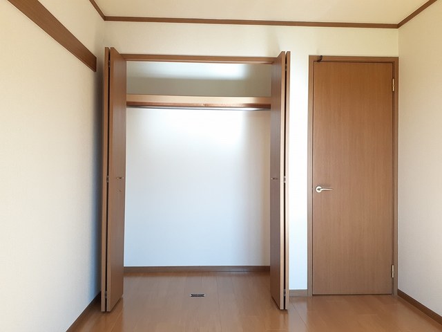 パーシモンガーデン 収納
