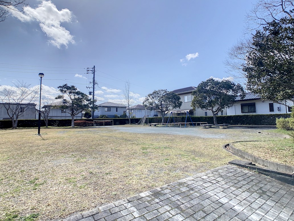 パーシモンガーデン 公園