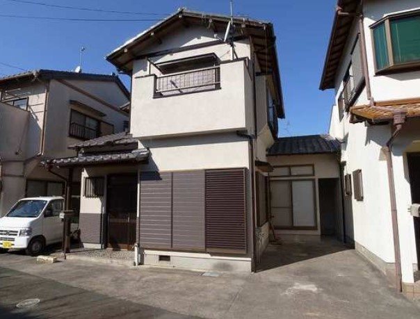 蜆塚1丁目10-23一戸建 駐車場