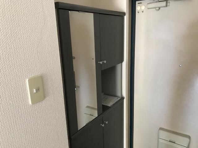 エクセレンスガーデン 玄関