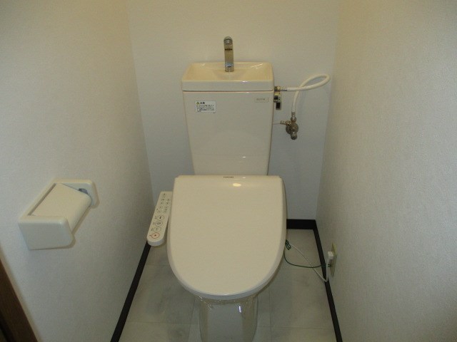 ランド・アンセム トイレ