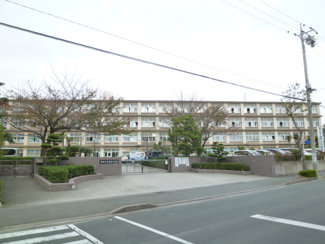 フローラミルト 中学校