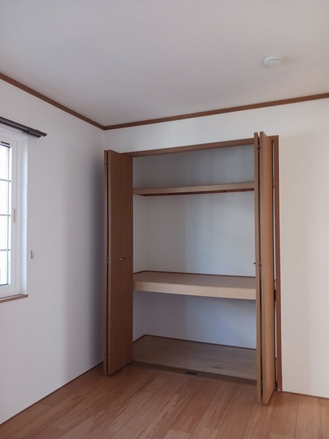 サニーフォレストＡ 収納