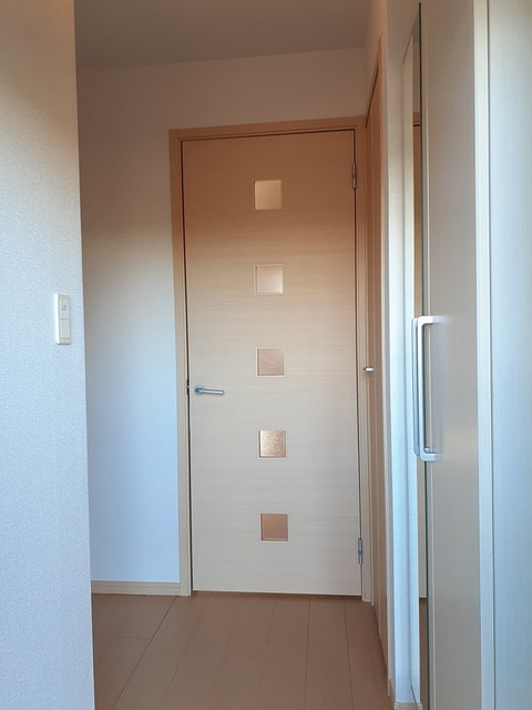 アルコバレーノ 玄関