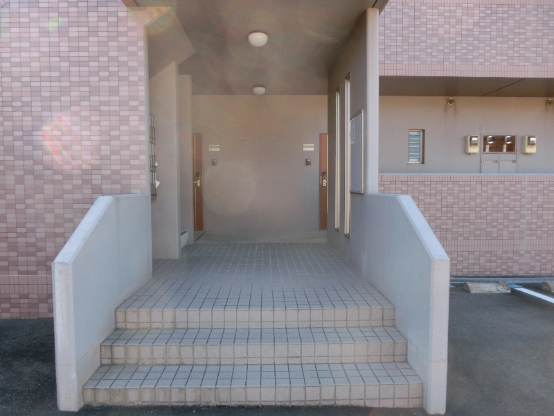 レフィナード ロビー