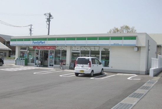 メゾン　シュシュＡ コンビニ