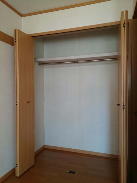 セレーノ 収納