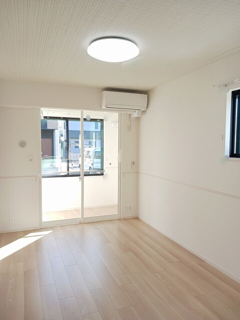 ヒカルサ浜松増楽町Ⅰ リビング