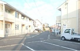 MP-Ⅲ番館 駐車場