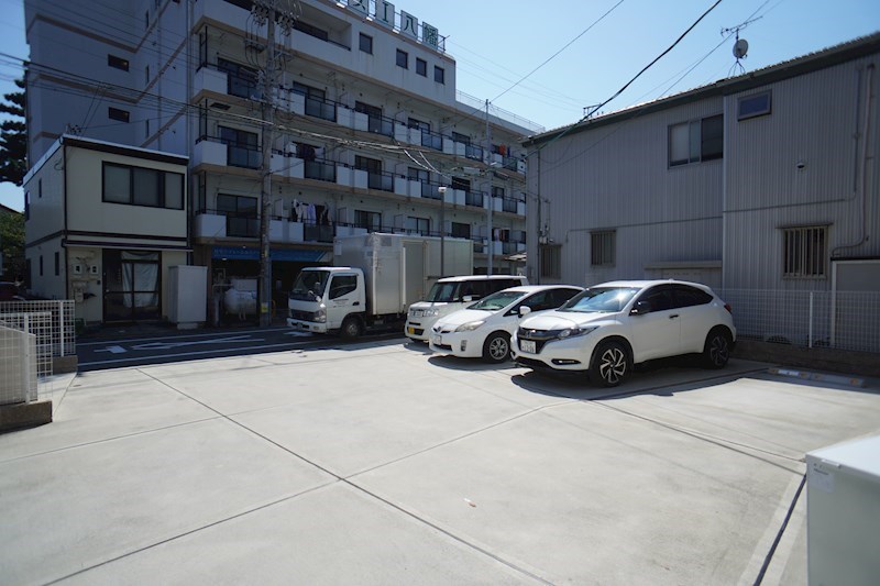 アンスリウム 駐車場