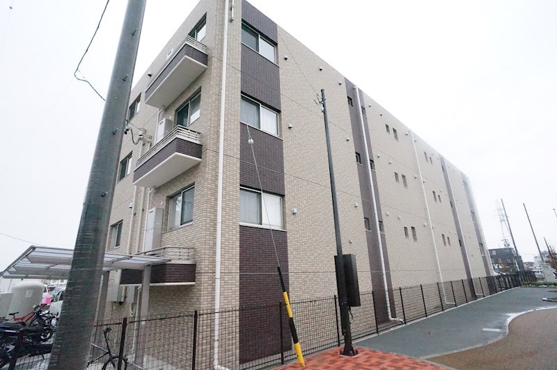 シャルム高塚 外観