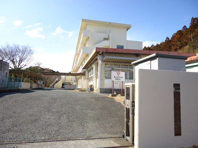 マンション山﨑 小学校