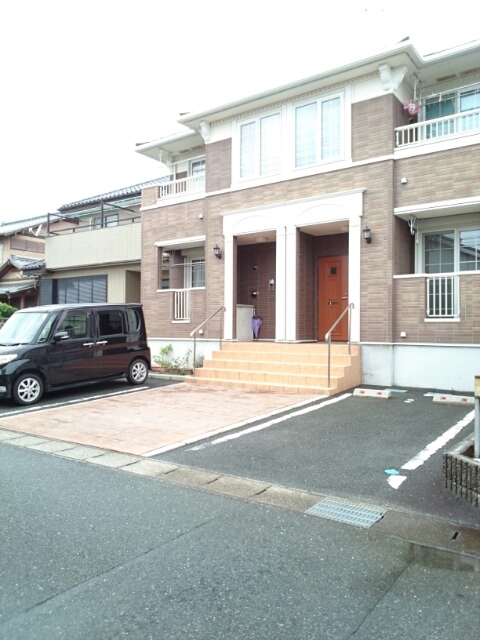 ＳｏｕｔｈＳｕｎＦｌｏｗｅｒ 駐車場