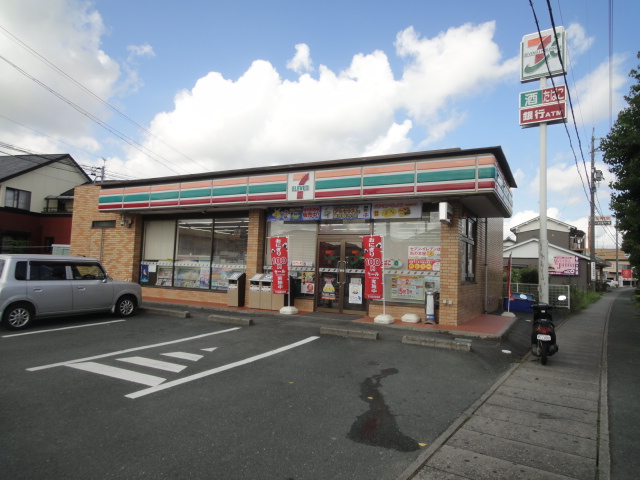 グランフォレスト コンビニ