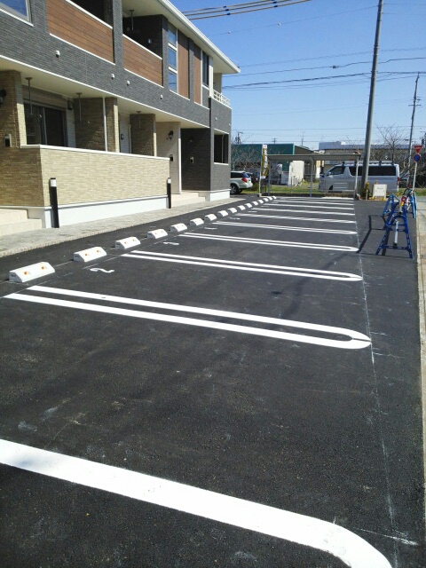 ローダンセ 駐車場
