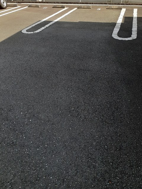 ルミエール天神 駐車場