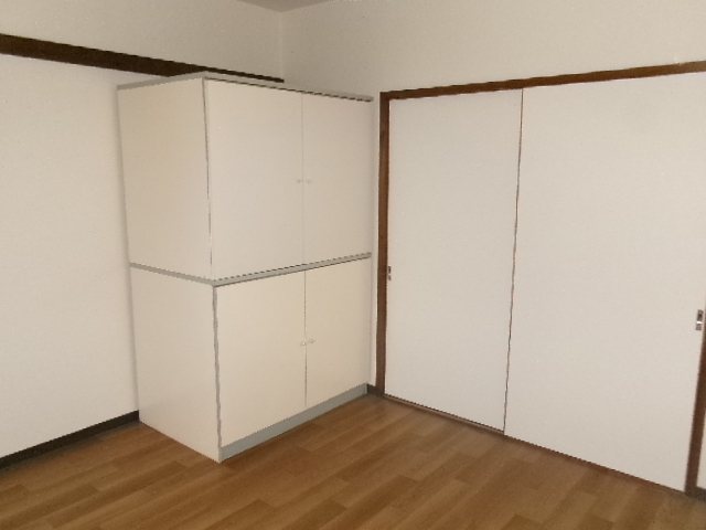 ライブ小島Ⅱ ベッドルーム