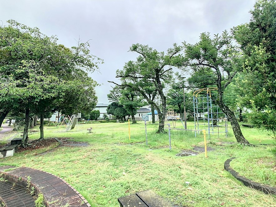 シャンブル24 公園