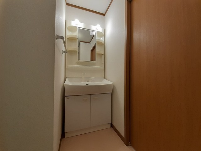 梅の香　Ⅰ 洗面所