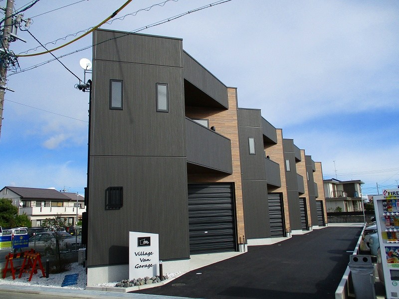 VILLAGE　VAN　GARAGE（ヴィレッジ　ヴァン　ガレッジ） その他