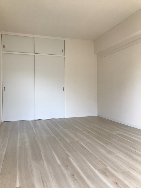 ベッドルーム ヴィラスリースター住之江 ベッドルーム