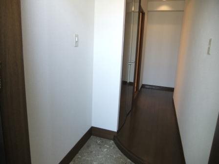 マンシオンタイラ 玄関