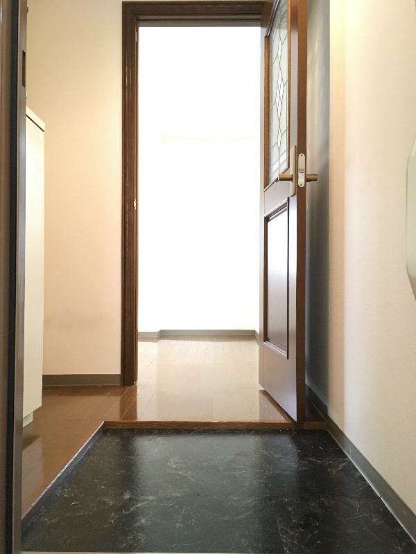 ラムセス西住之江 玄関