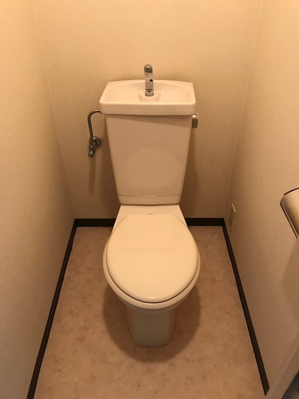 クレセントマンション トイレ