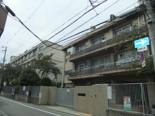 アーバン・コハマ 中学校