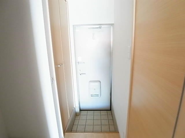 グランツ　ウッド 玄関