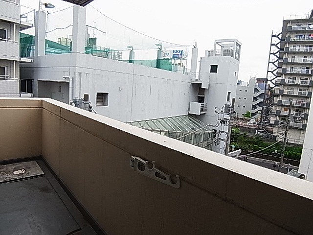 ベルトピア新松戸第２ ベランダ