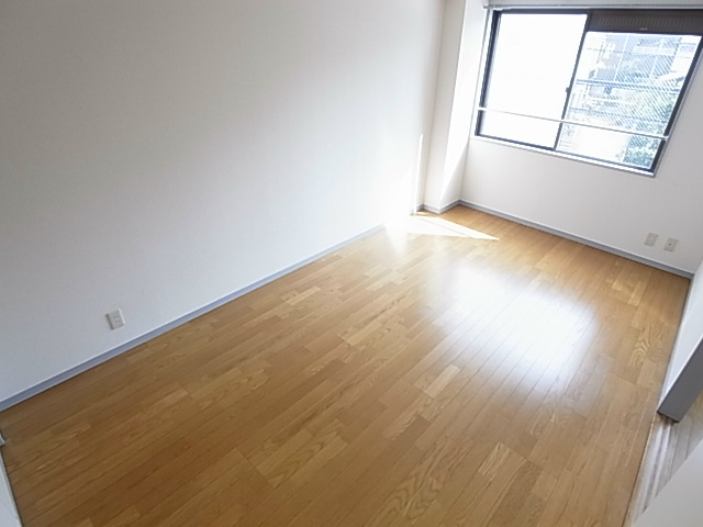 リバーサイド松戸 ベッドルーム