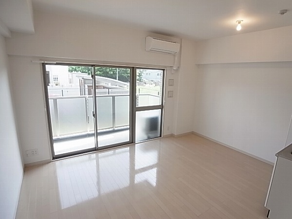 ELLEGARDEN柏の葉 リビング