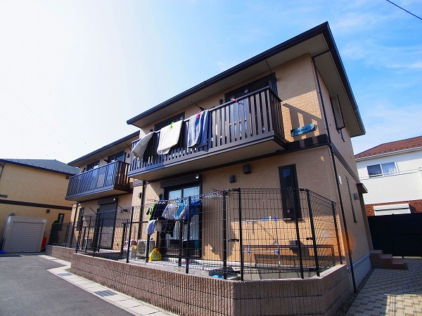 ヴィルヌープⅤ　 102号室 外観