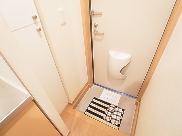 プレジール柏 玄関